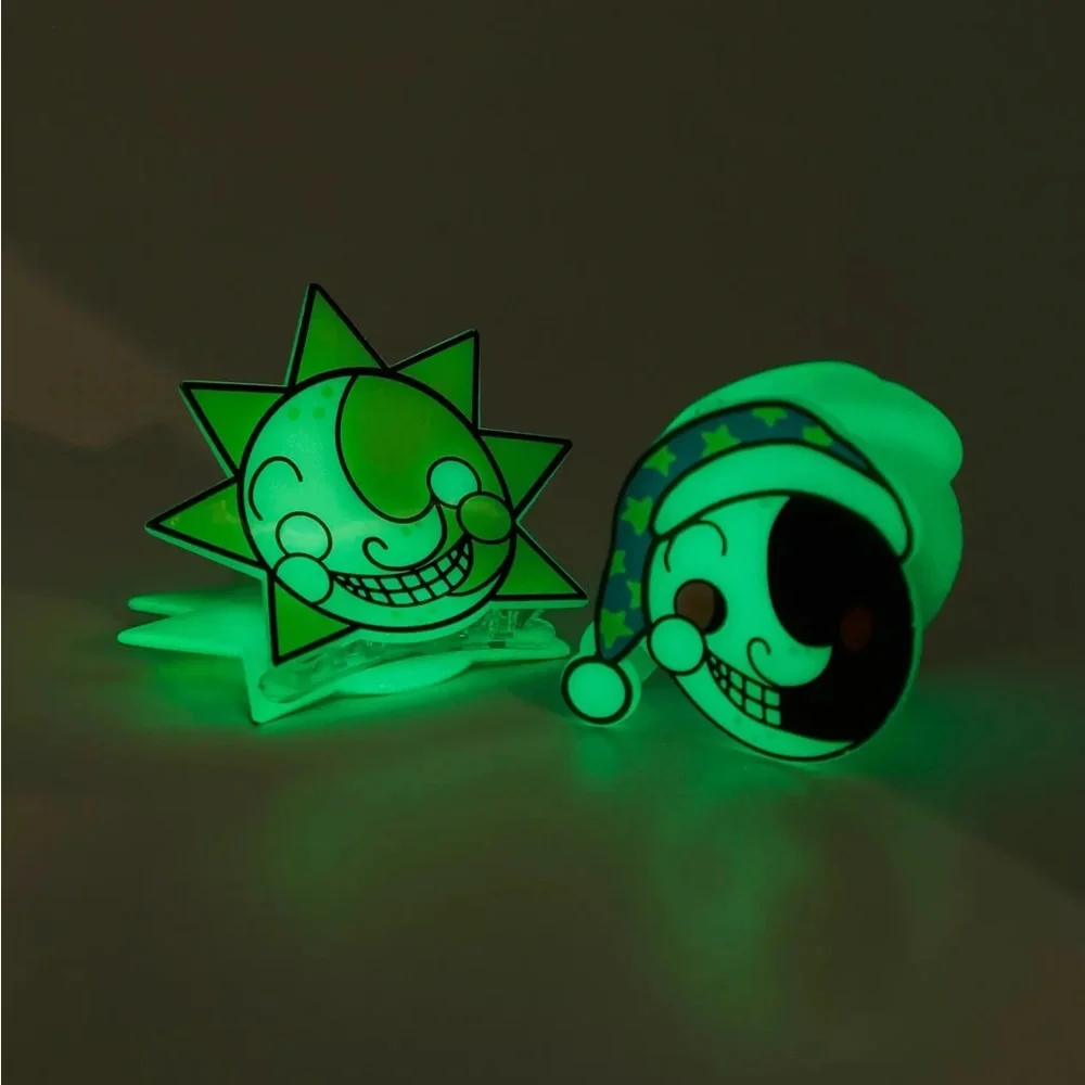 Five Nights At Freddy's Security Breach Sun &‎ Moon Glow-In-The-Dark Hair Clips